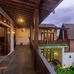 Graha Petulu Ubud By Pramana Villas